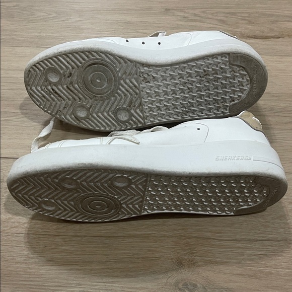 Golden Goose White and Cream Women's Sneakers - Picture 2 of 4